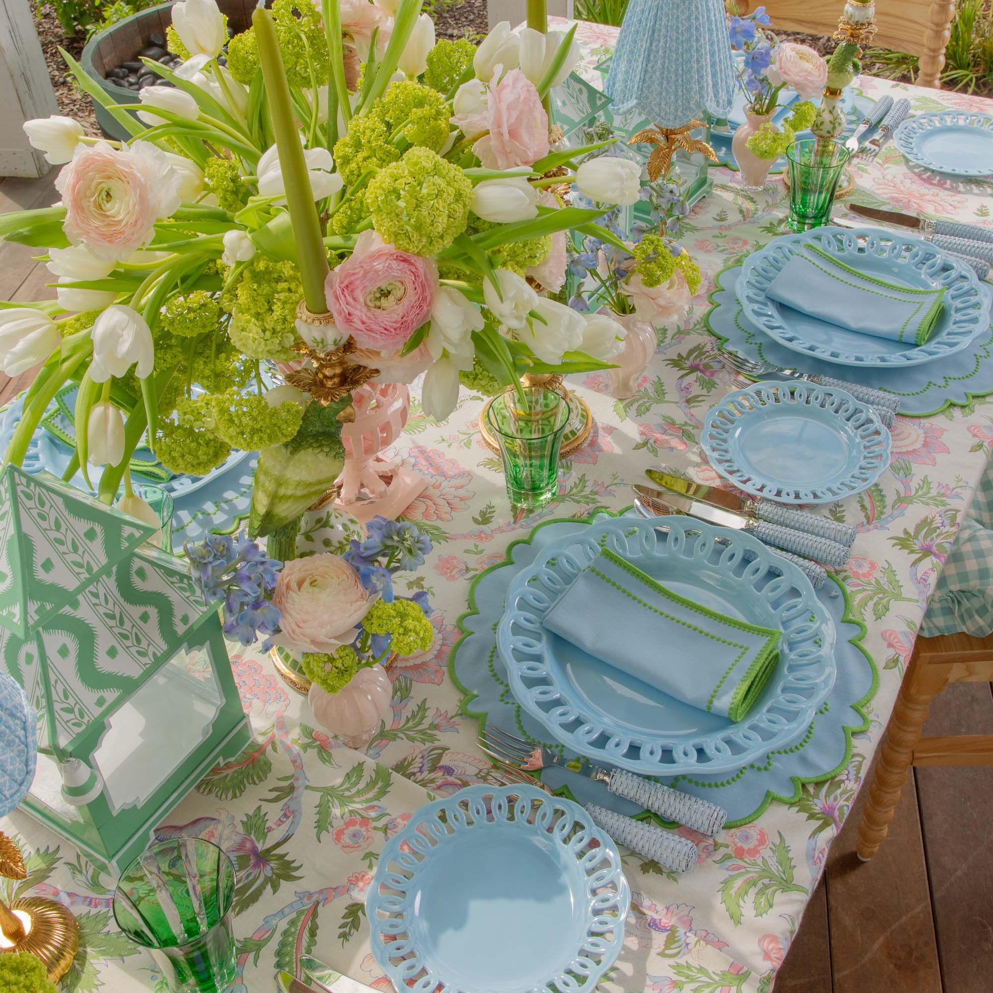 Soft Blue Lace Dinner & Starter Plates (Set of 8) - Image 7