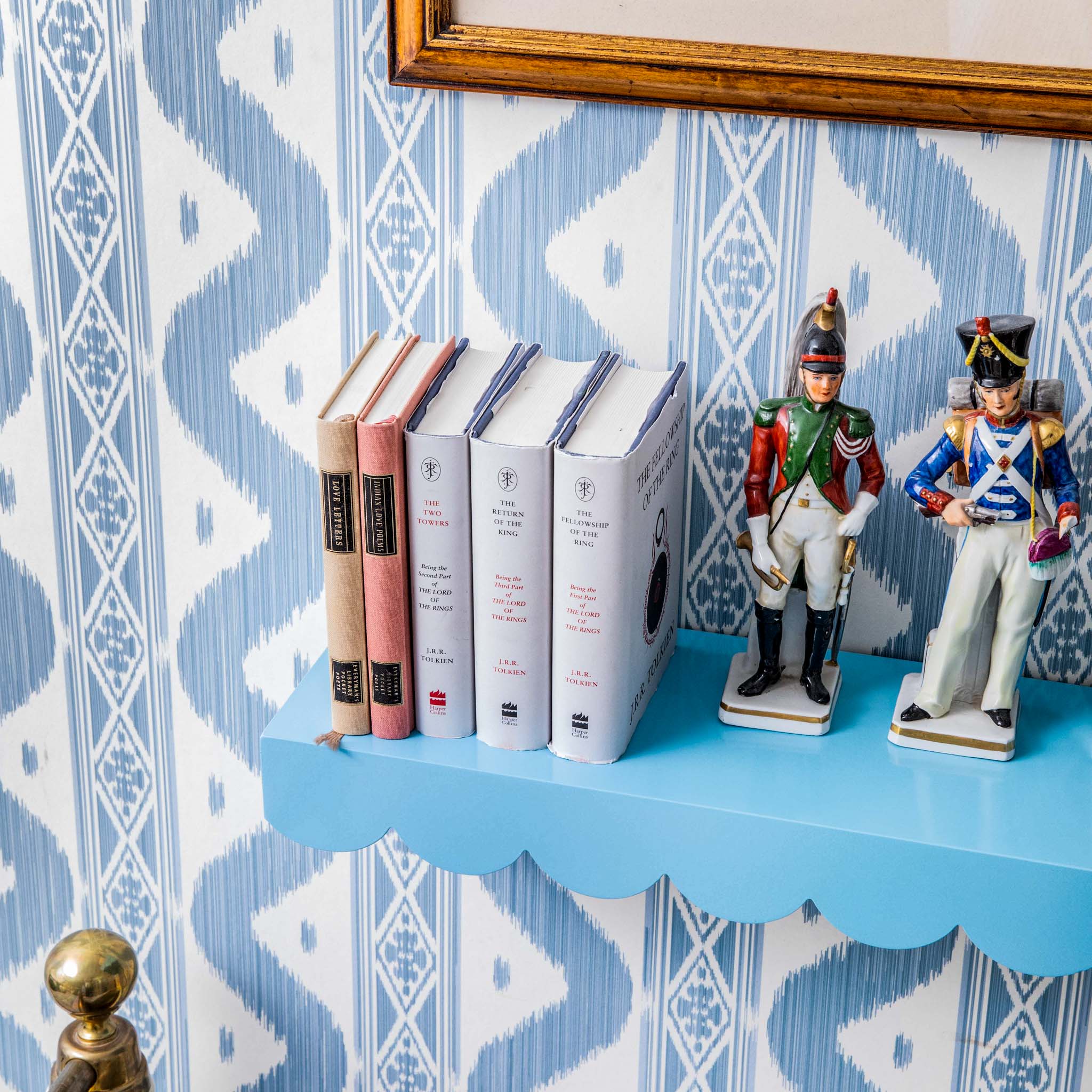 Soft Blue Scalloped Lacquer Shelf - Image 7