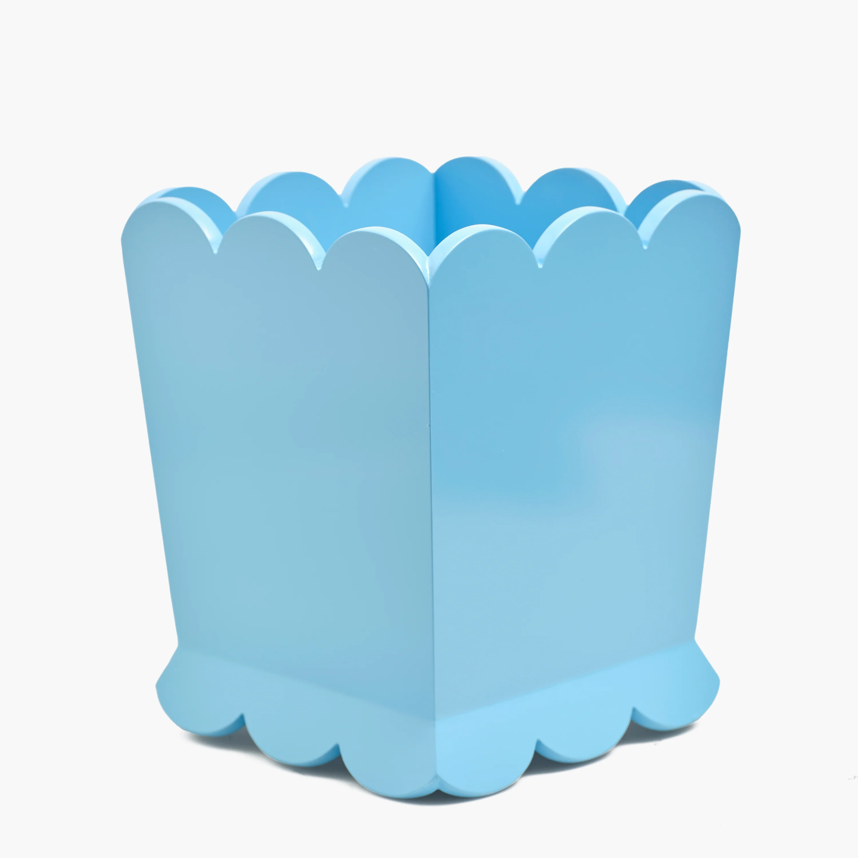 Soft Blue Scalloped Lacquer Waste Paper Bin