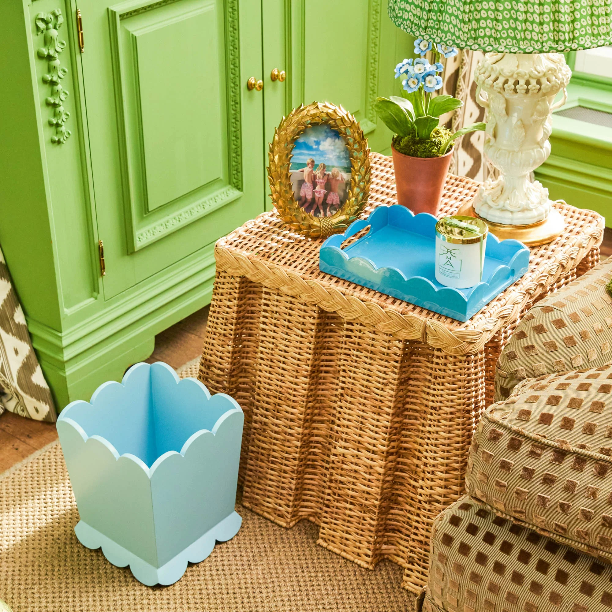 Soft Blue Scalloped Lacquer Waste Paper Bin - Image 6