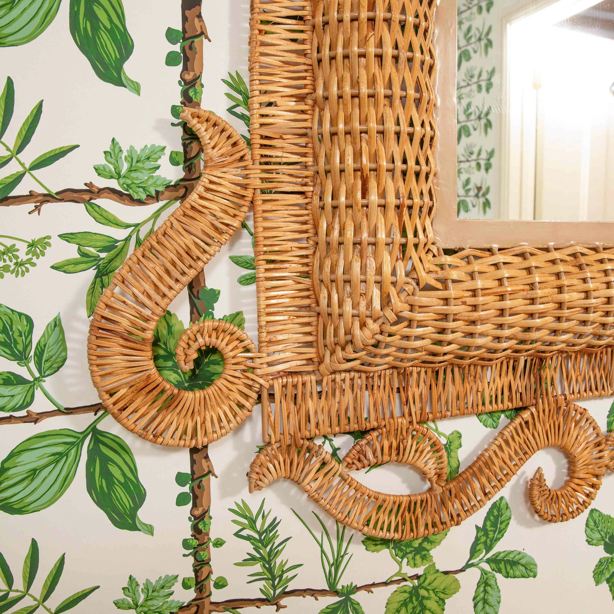 The Grand Rattan Mirror - Image 11